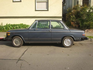 Illustration for article titled 1976 BMW 2002